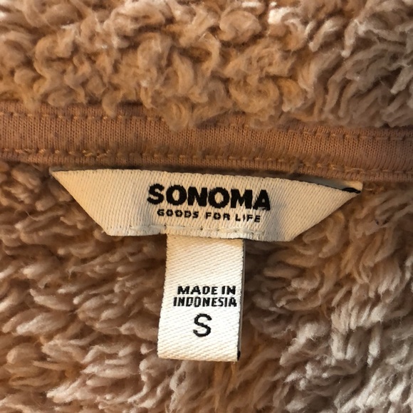 “SO” brand fuzzy teddybear fleece zip front jacket with pockets - junior size S - Picture 3 of 12